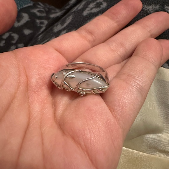 Nina Ricci Sterling Silver Jewelry Set Earrings & Ring (925)with Original Box - Picture 4 of 10